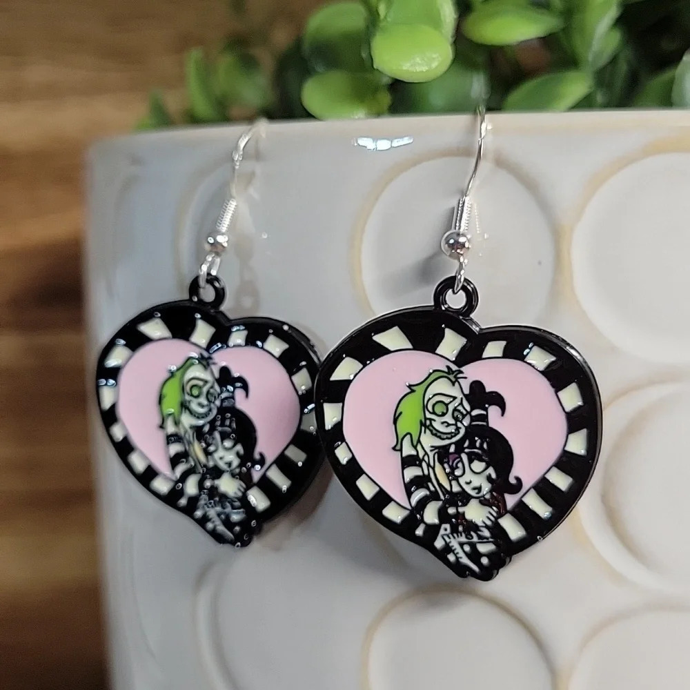 🔥LAST PAIR🔥 BEETLEJUICE EARRINGS